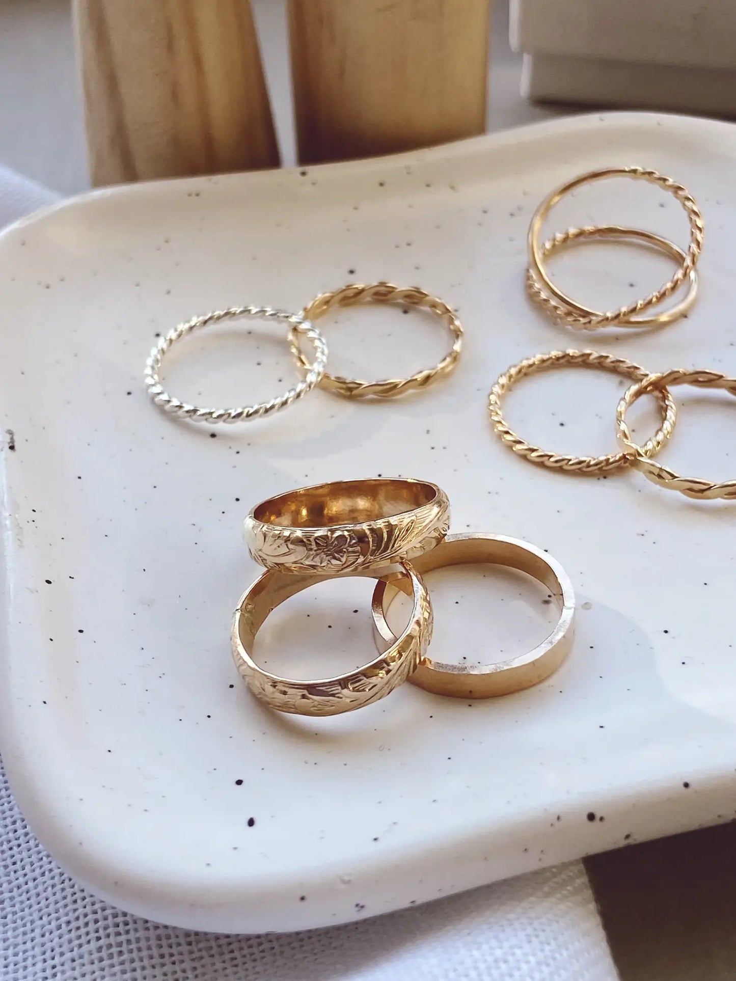 Etched Vintage Floral Ring
