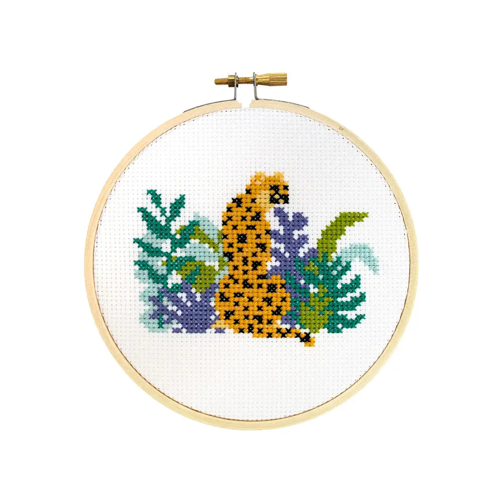 Cheetah DIY Cross Stitch Embroidery Kit