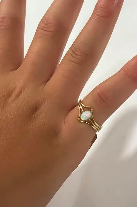 Oval Opal Ring (Gold, Silver)